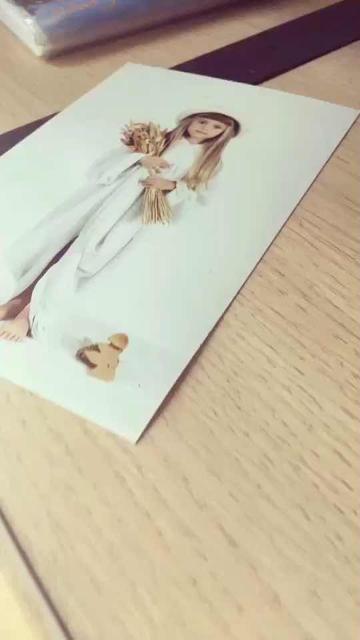 @Anna Zak