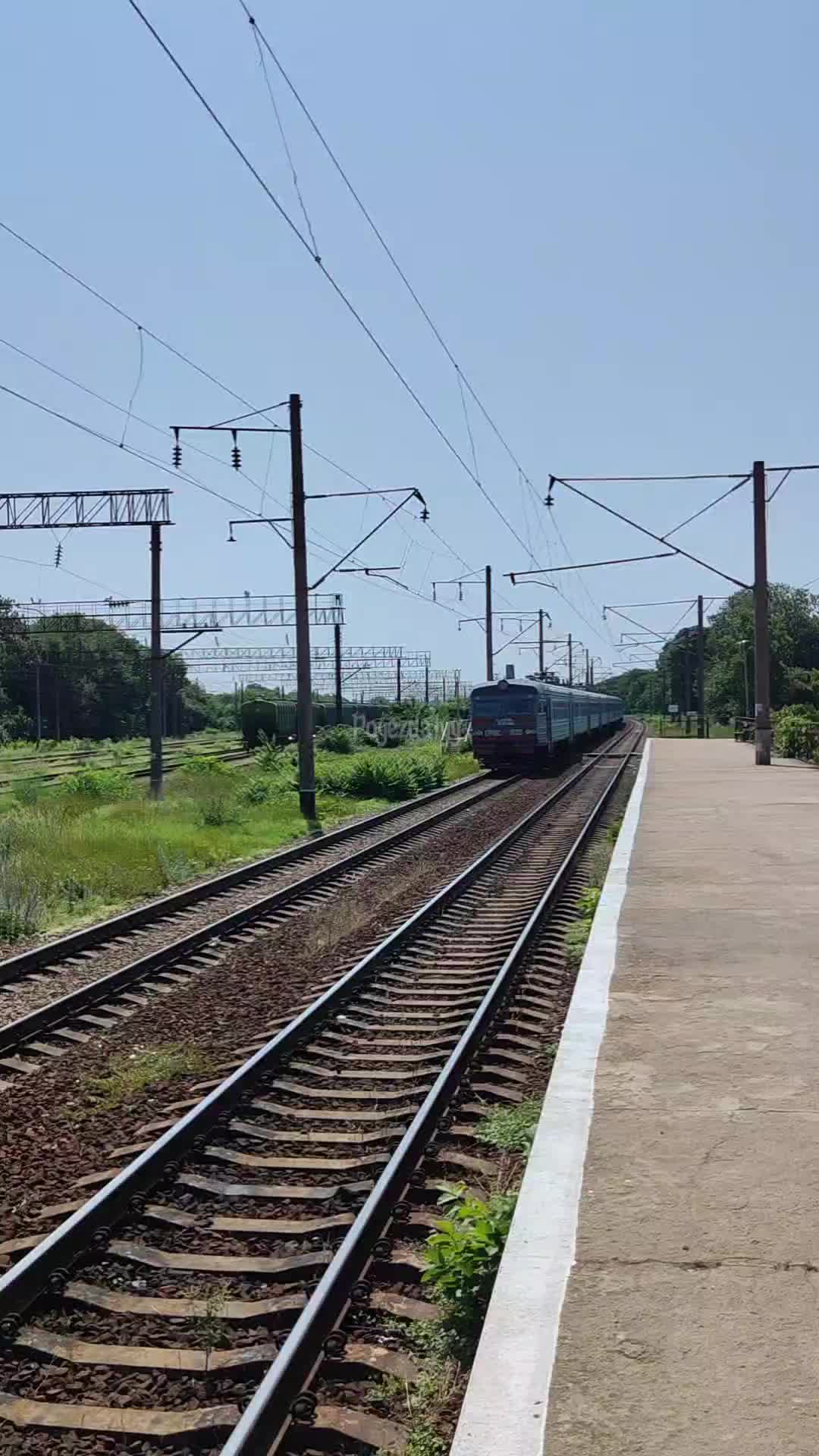 @𝙿𝚘𝚢𝚎𝚣𝚍𝚊𝚝𝚢𝚢🚂🇺🇦