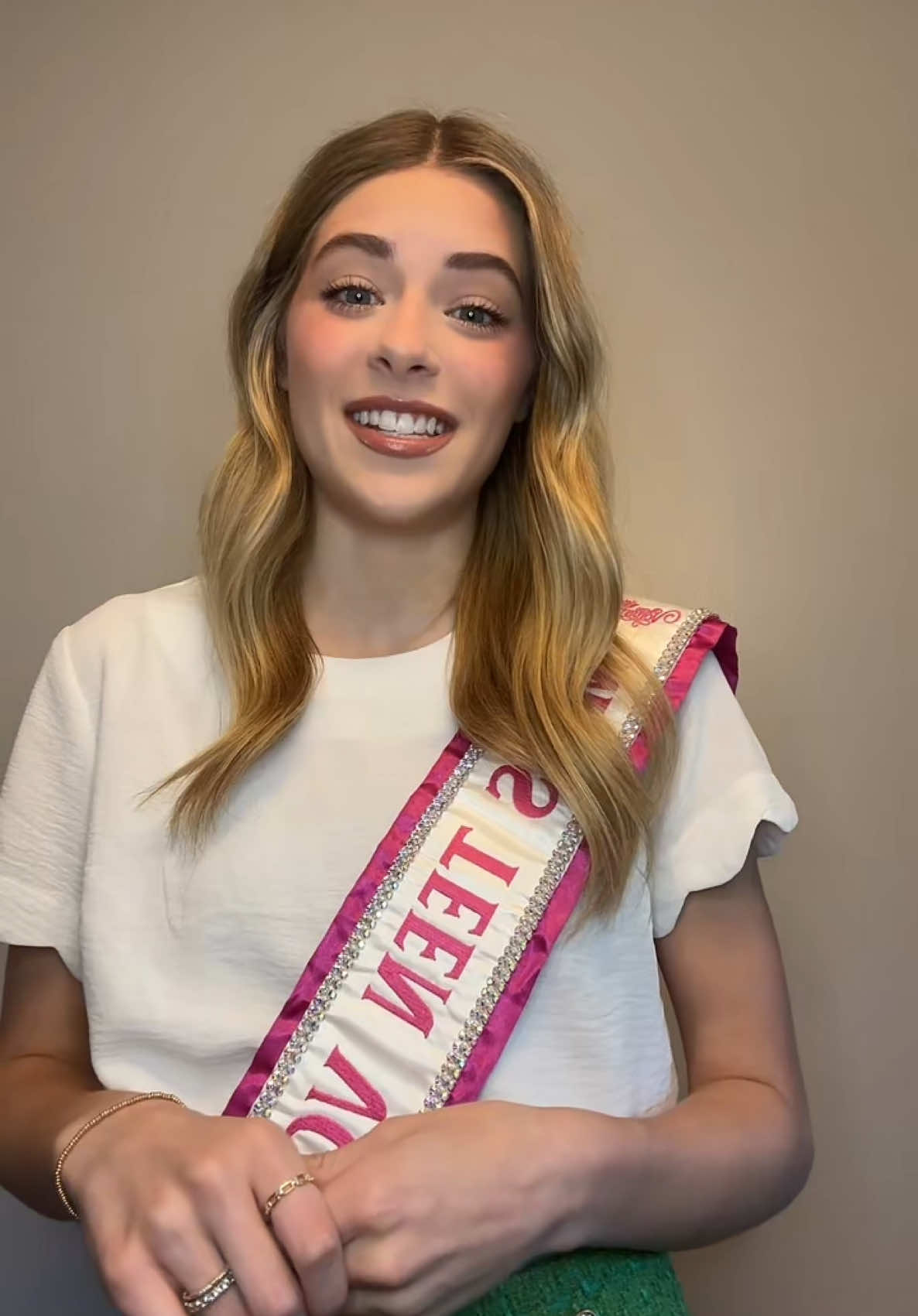 @Miss Teen Volunteer America