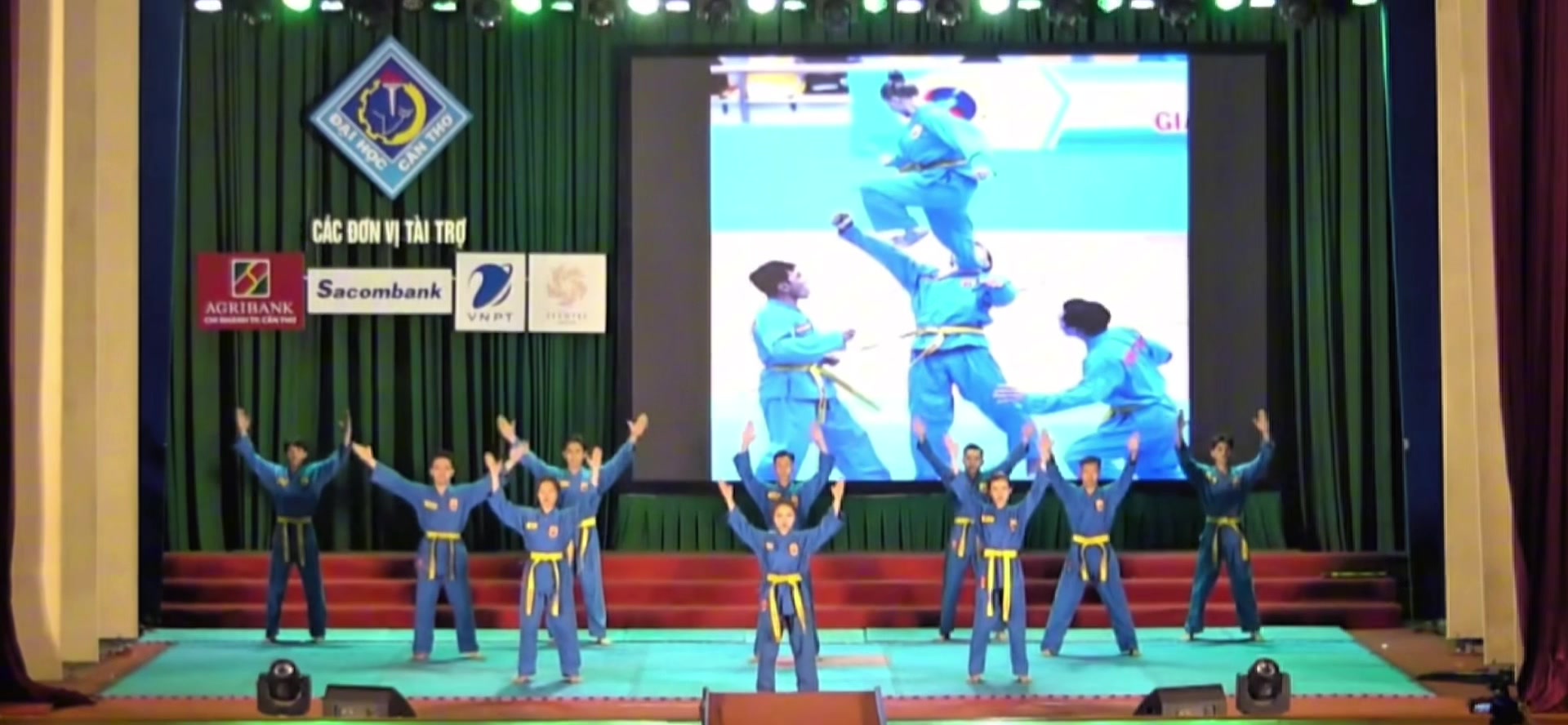 @Đặng Ho&agrave;ng Học