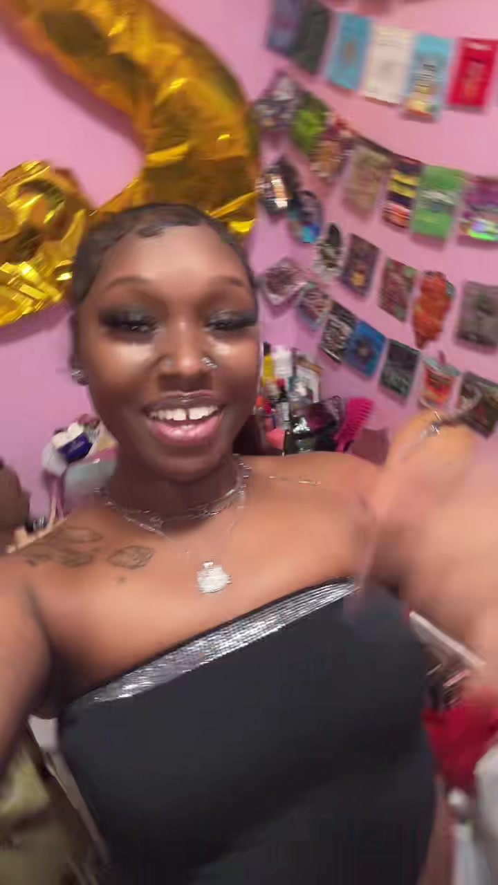 @Mani 🦇