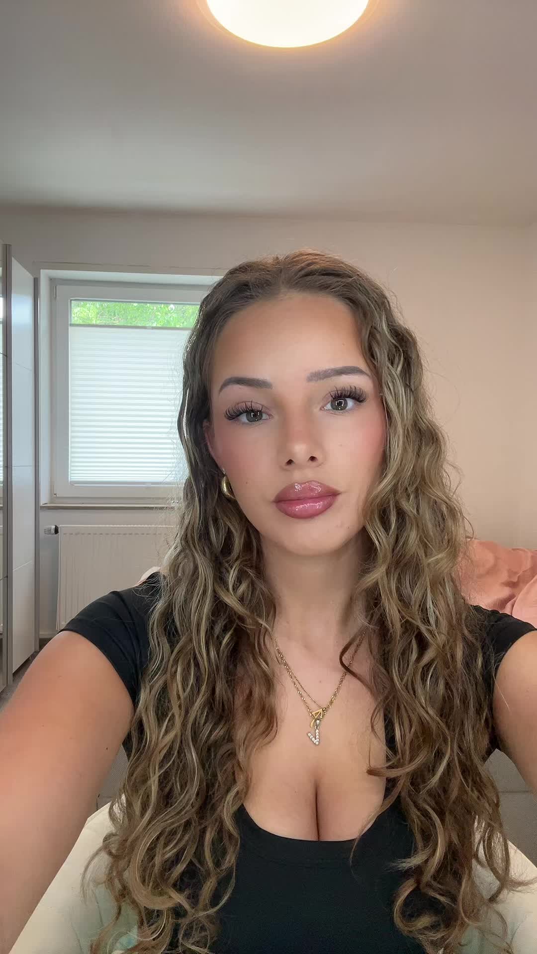 @Alina✨💞