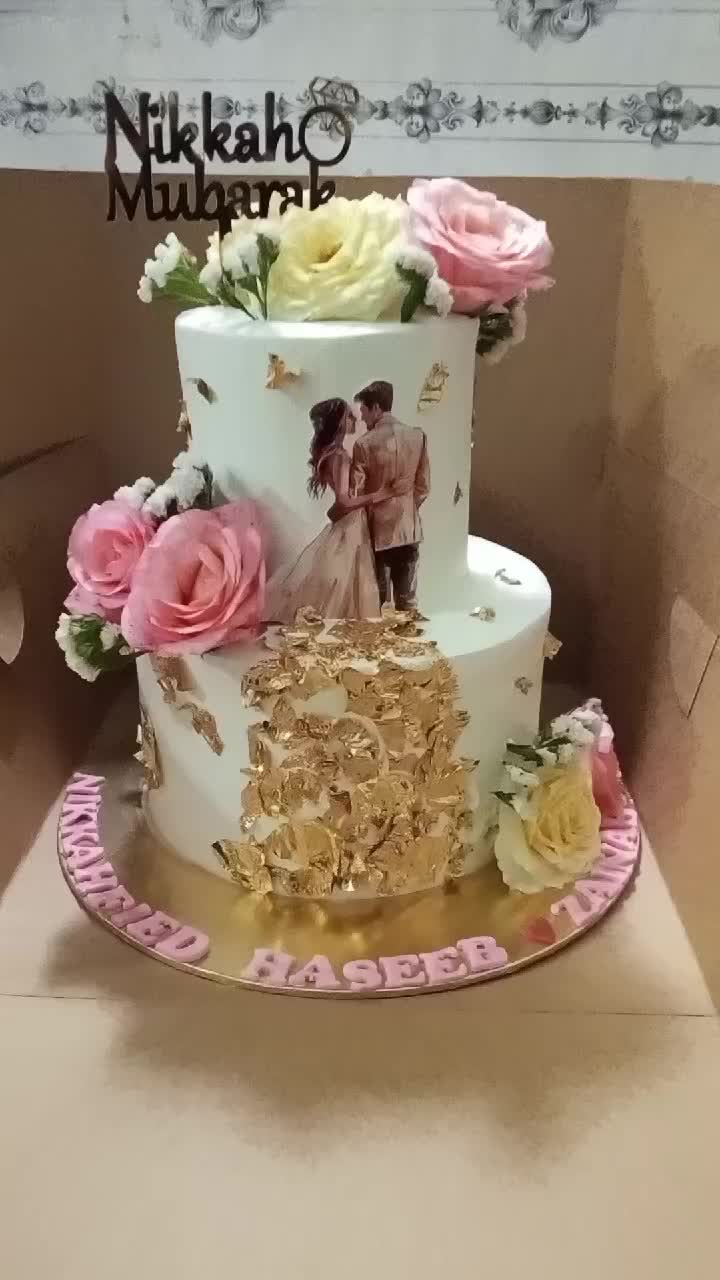@Customize Designer Cakes LHR