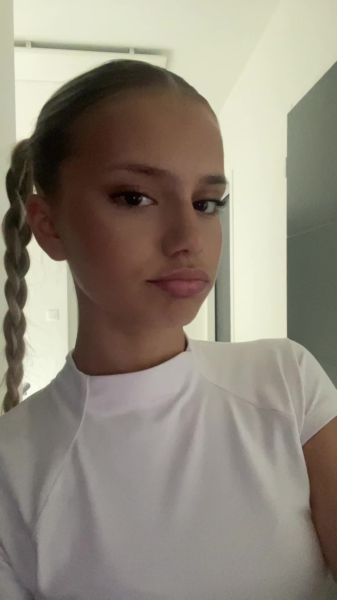 @𝐒  𝐇  𝐍  𝐋