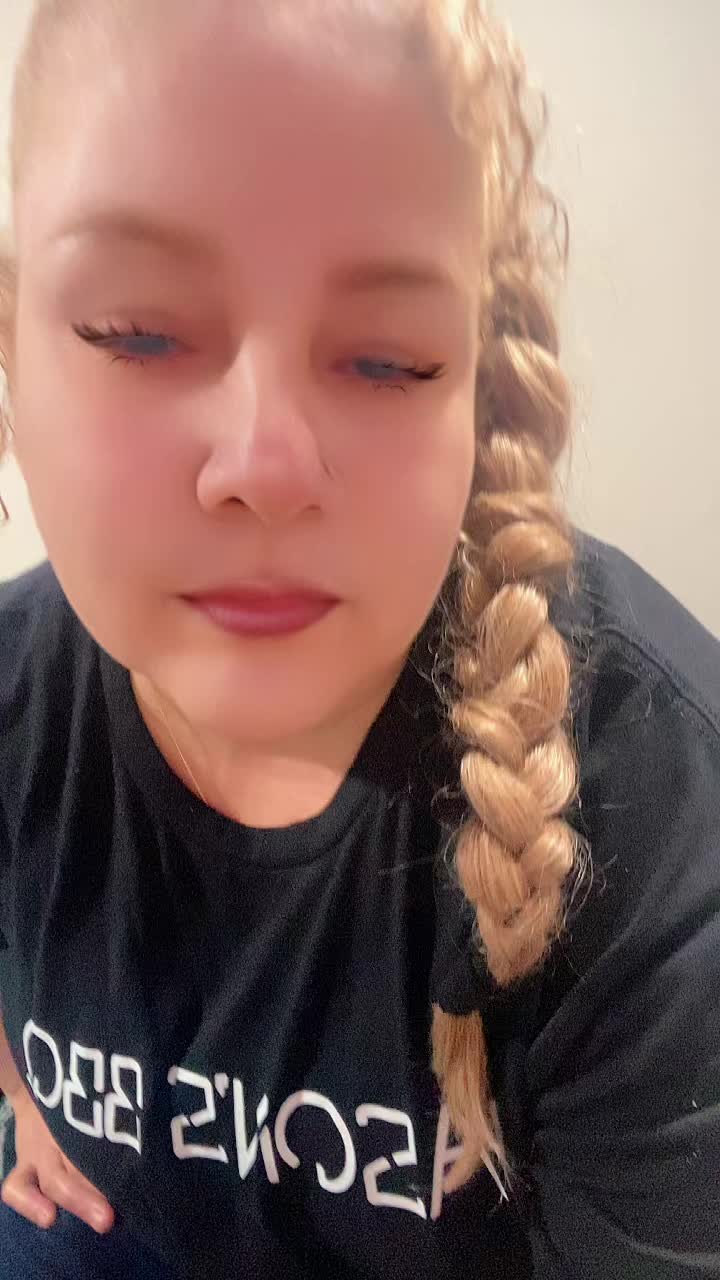 @Gleiia23