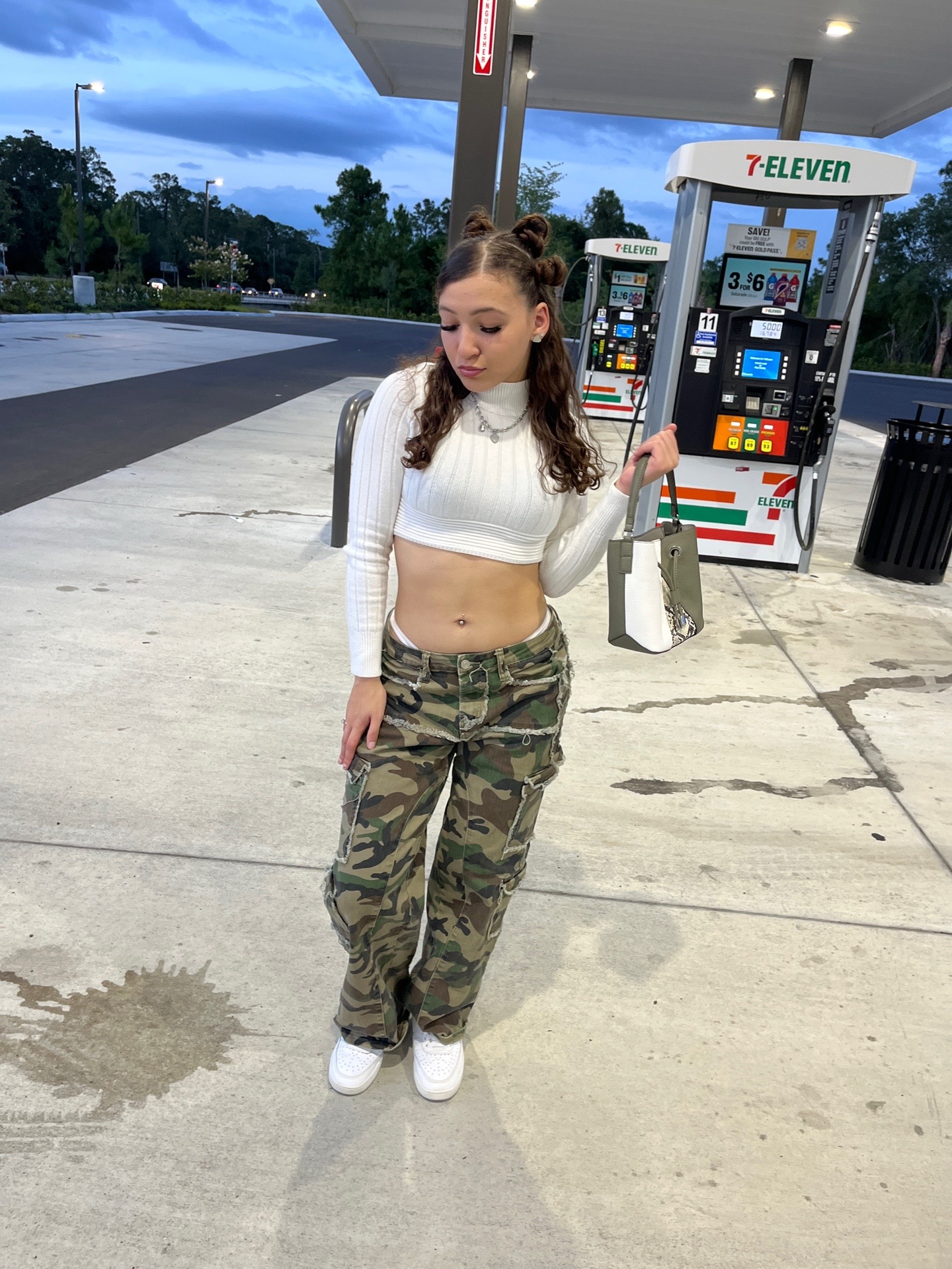 @👸🏻