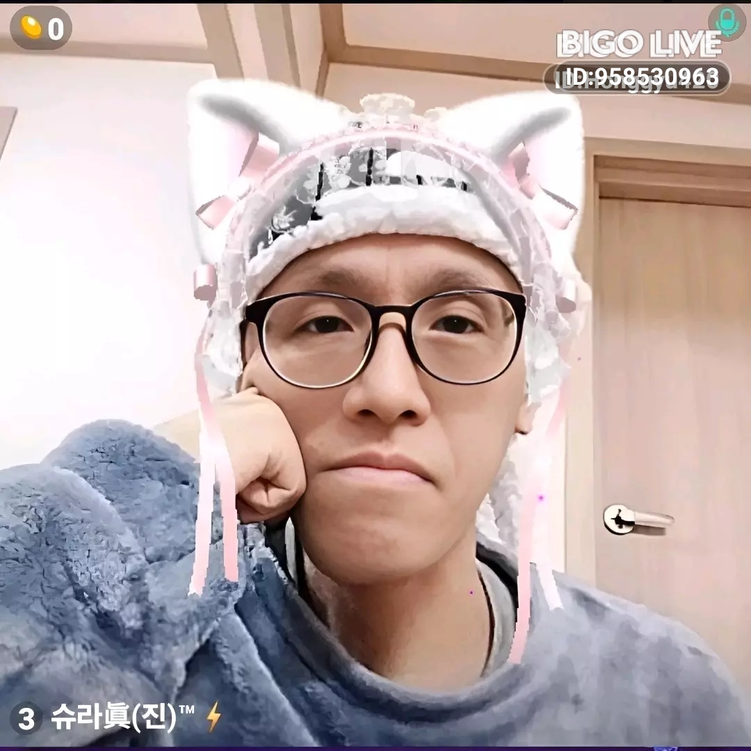 @☆슈라眞(진)&trade;🍍☆