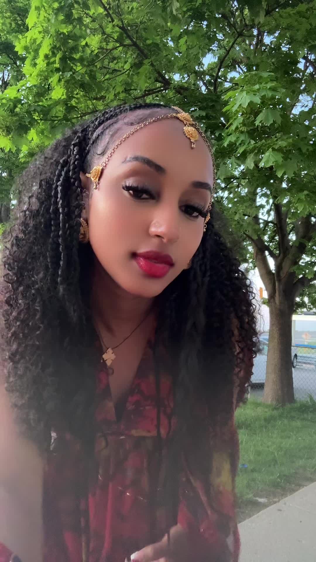 @Minaahxo