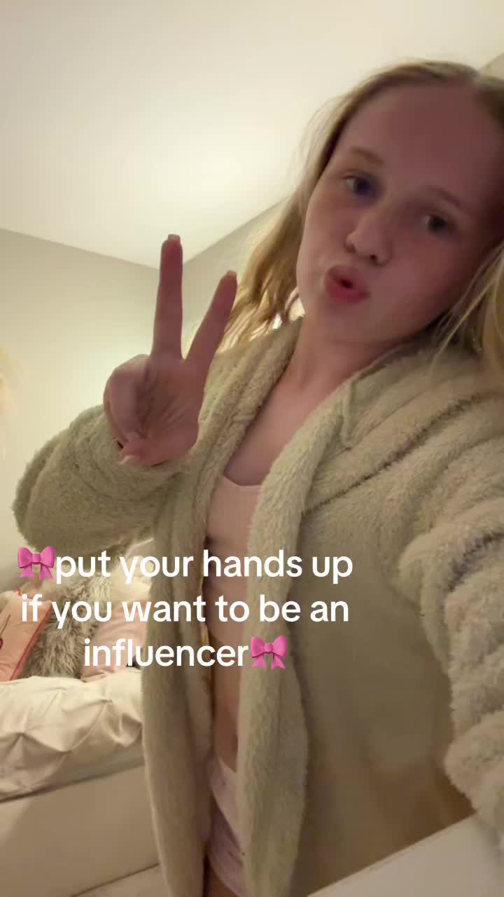@Ava Goodall