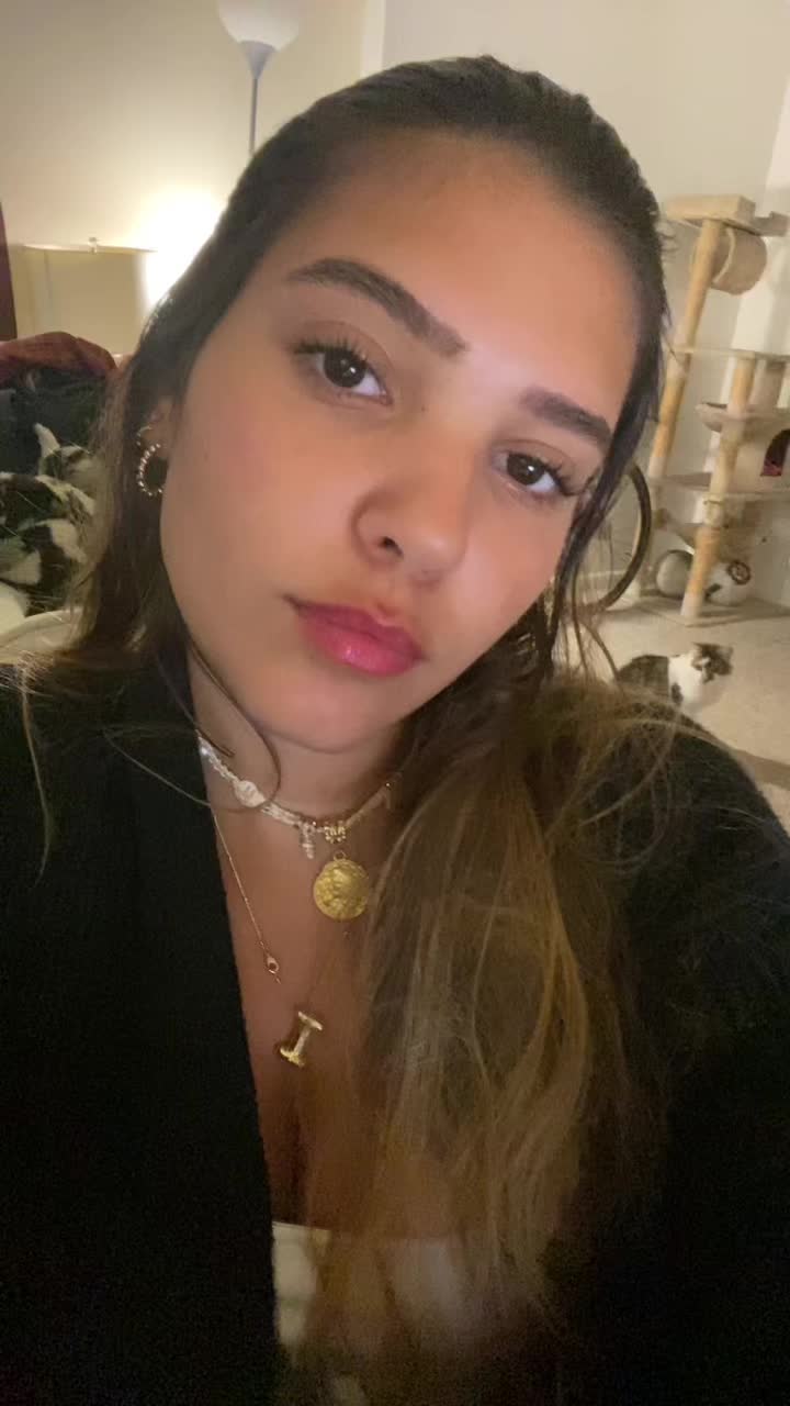 @Isa