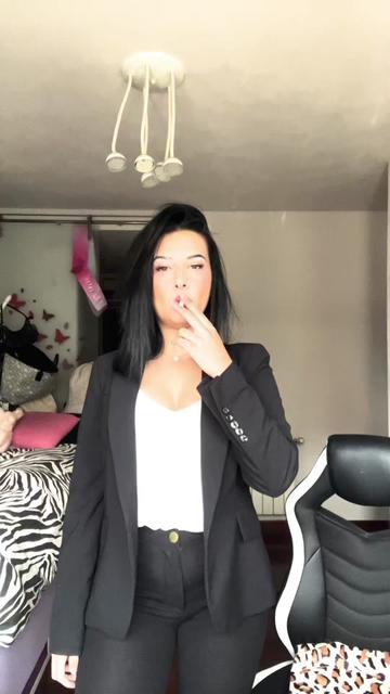 @lauritaaa 💋