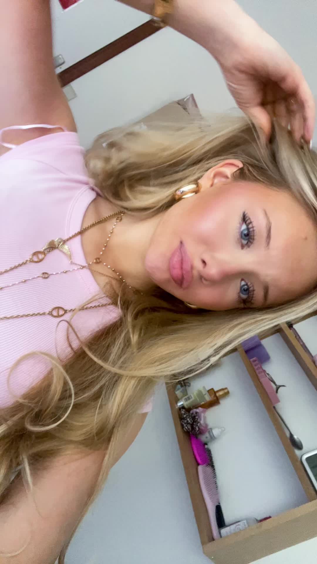 @𝐁𝐄𝐑𝐄𝐍𝐈𝐂𝐄
