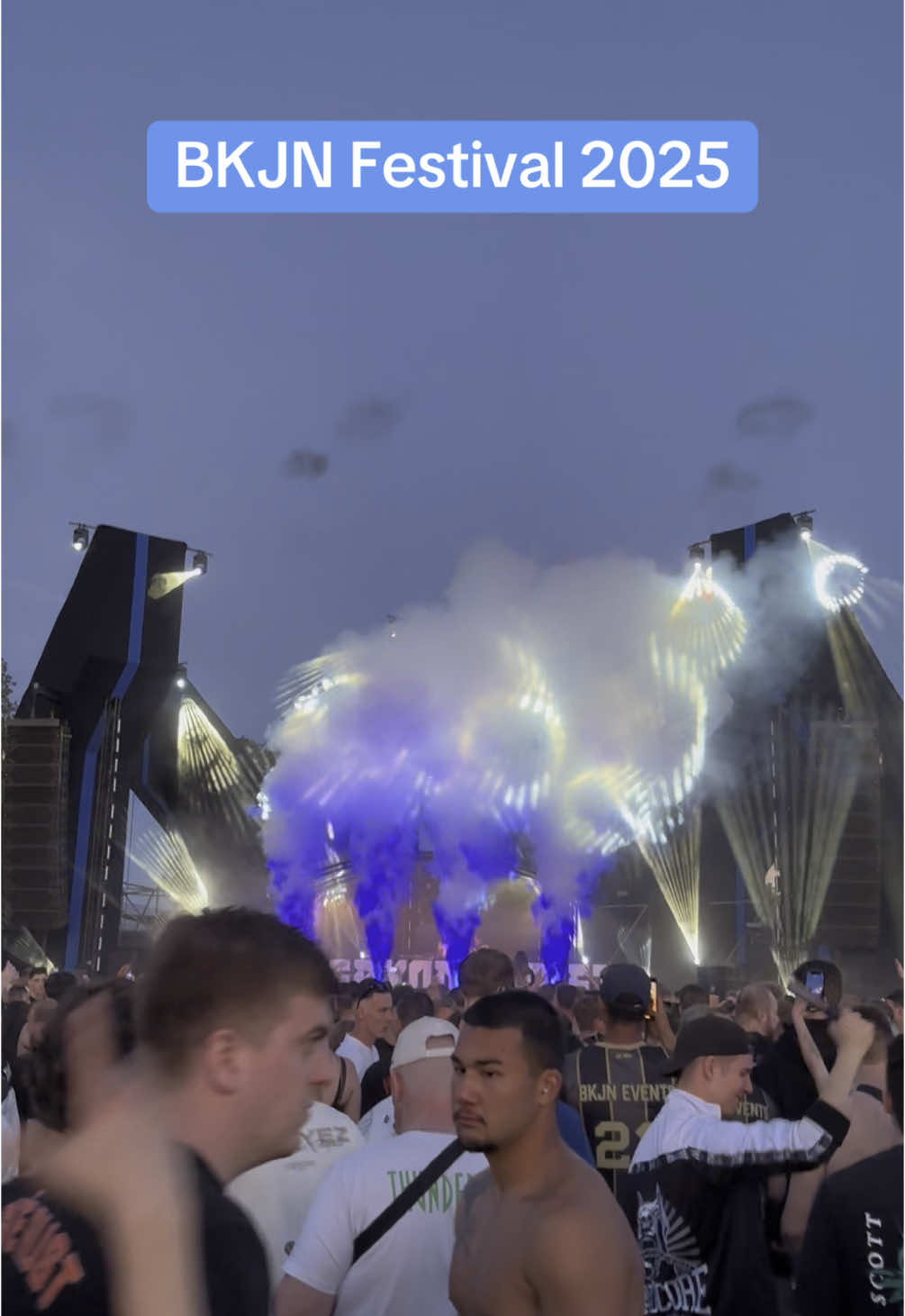 @M🦘