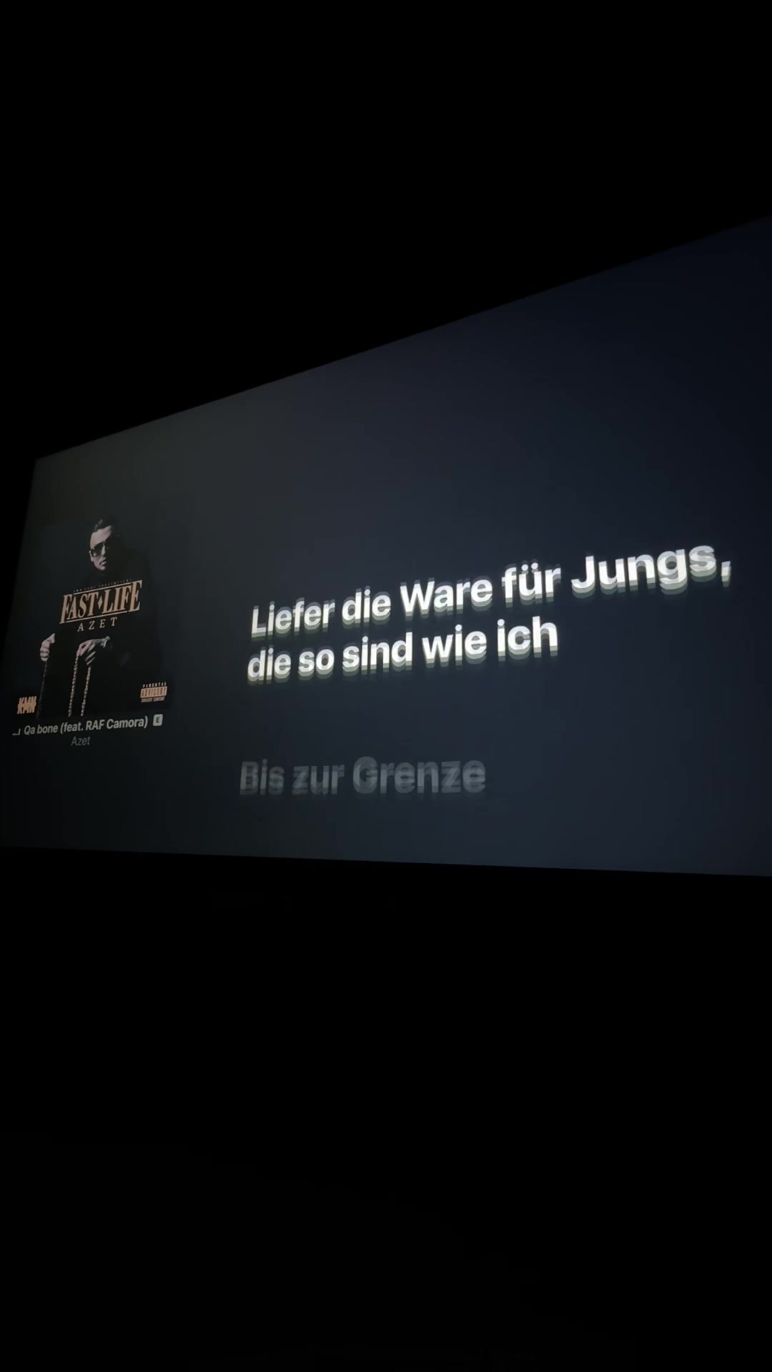 @🎧