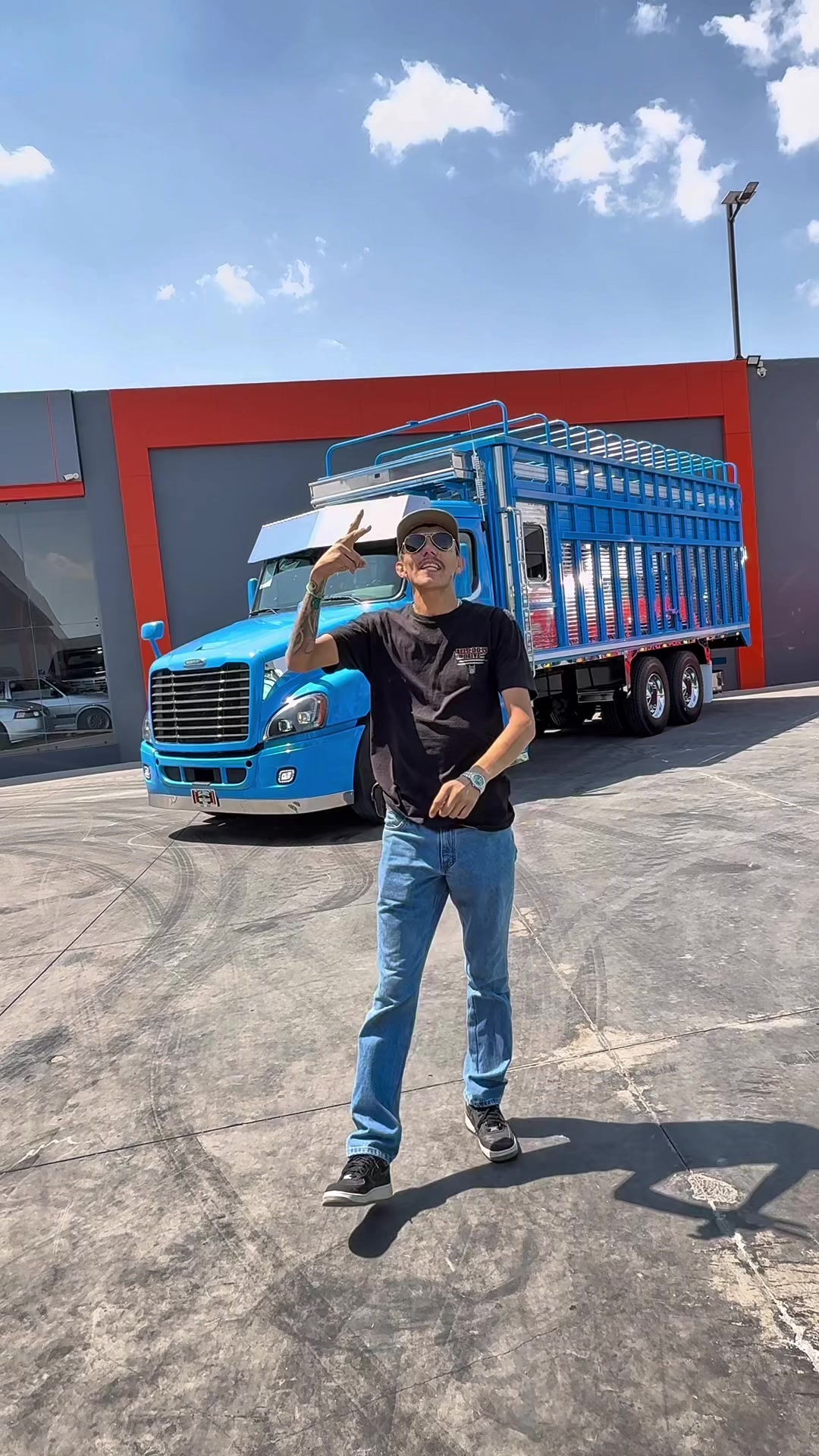 @TRUCKSALESDELNORTE