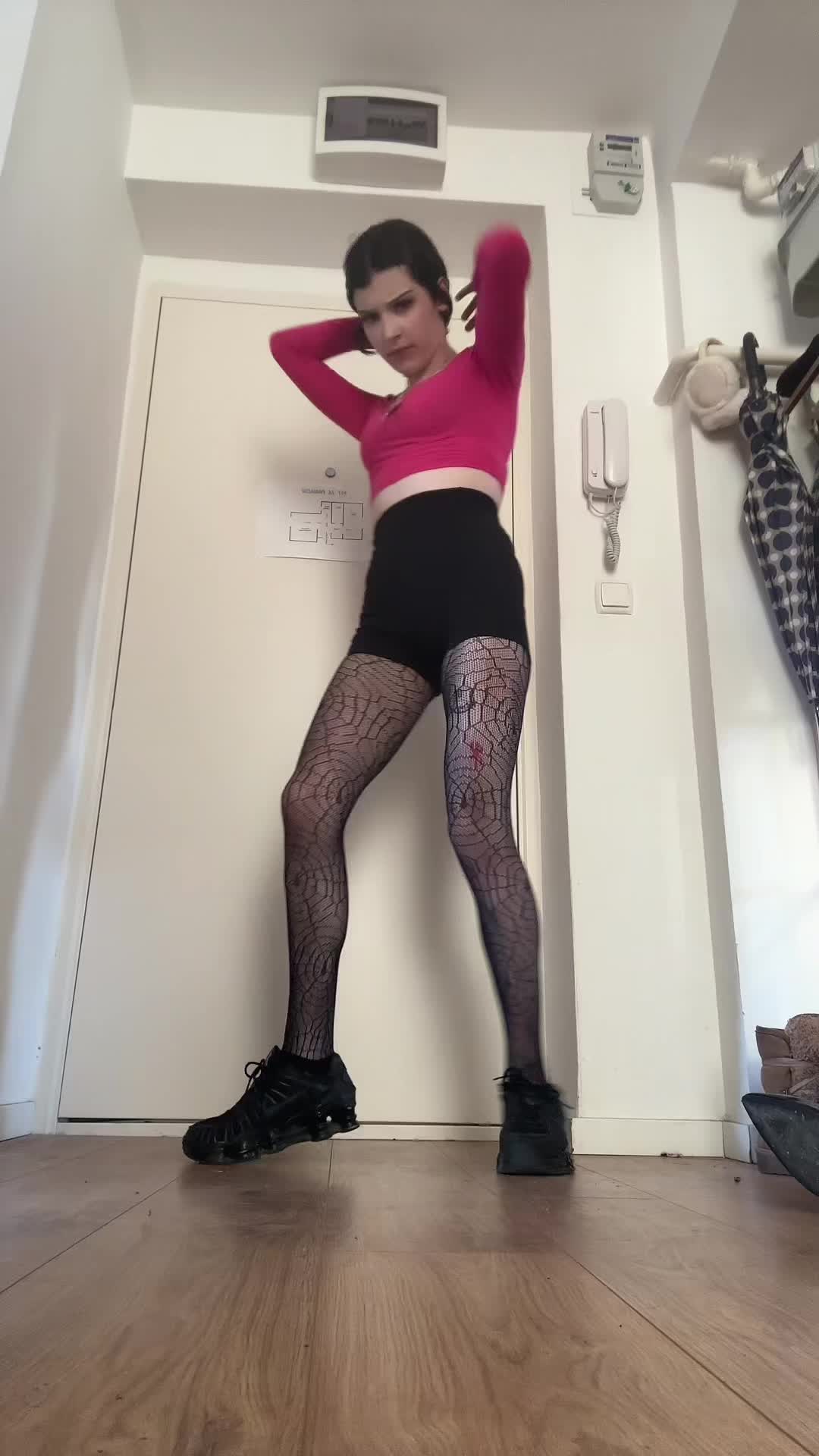 @𝖘𝖑𝖆𝖛𝖆 𝖎𝖓𝖉𝖚𝖘𝖙𝖗𝖎𝖆