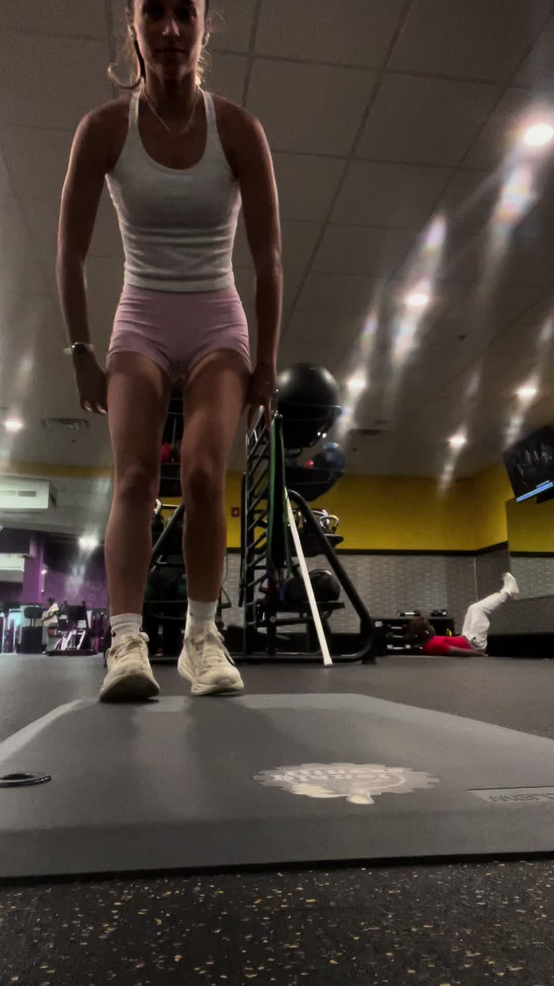 @Juliagjelaj