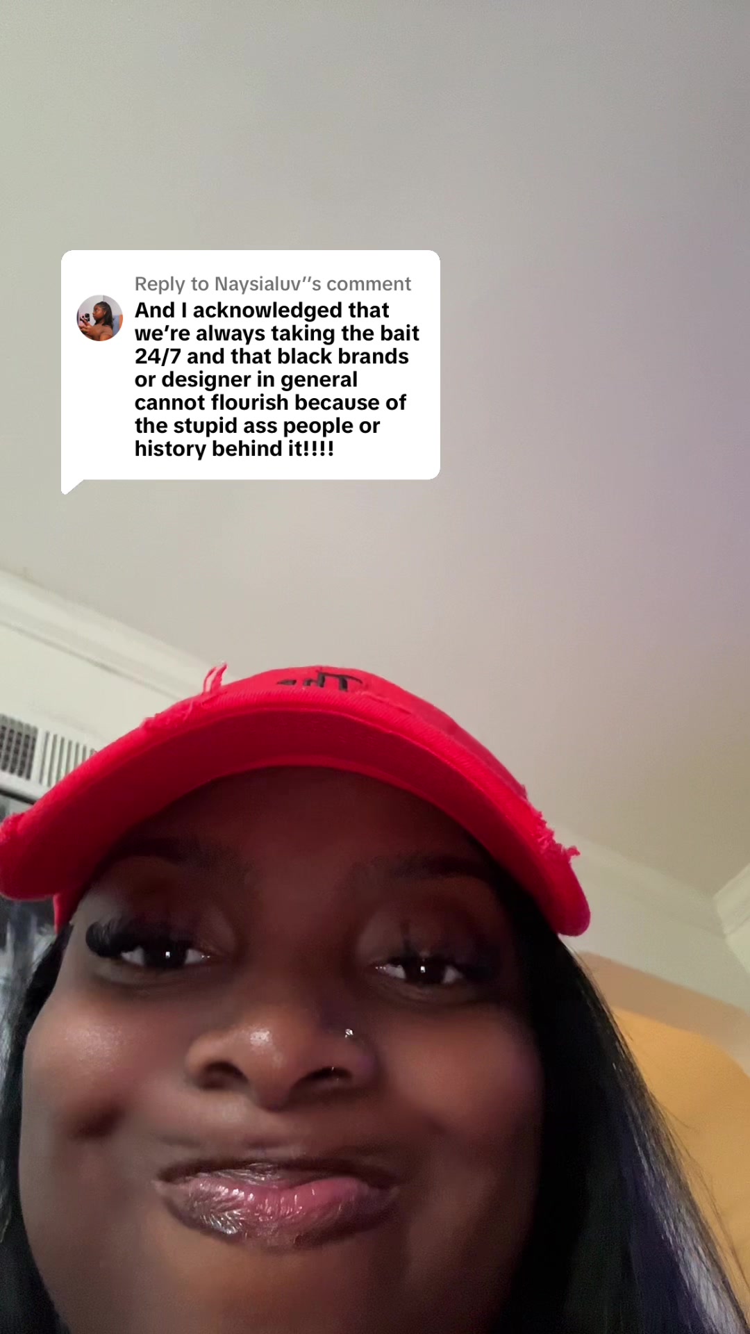 @Naysialuv’