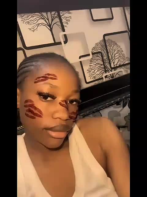 @Ella Solomon