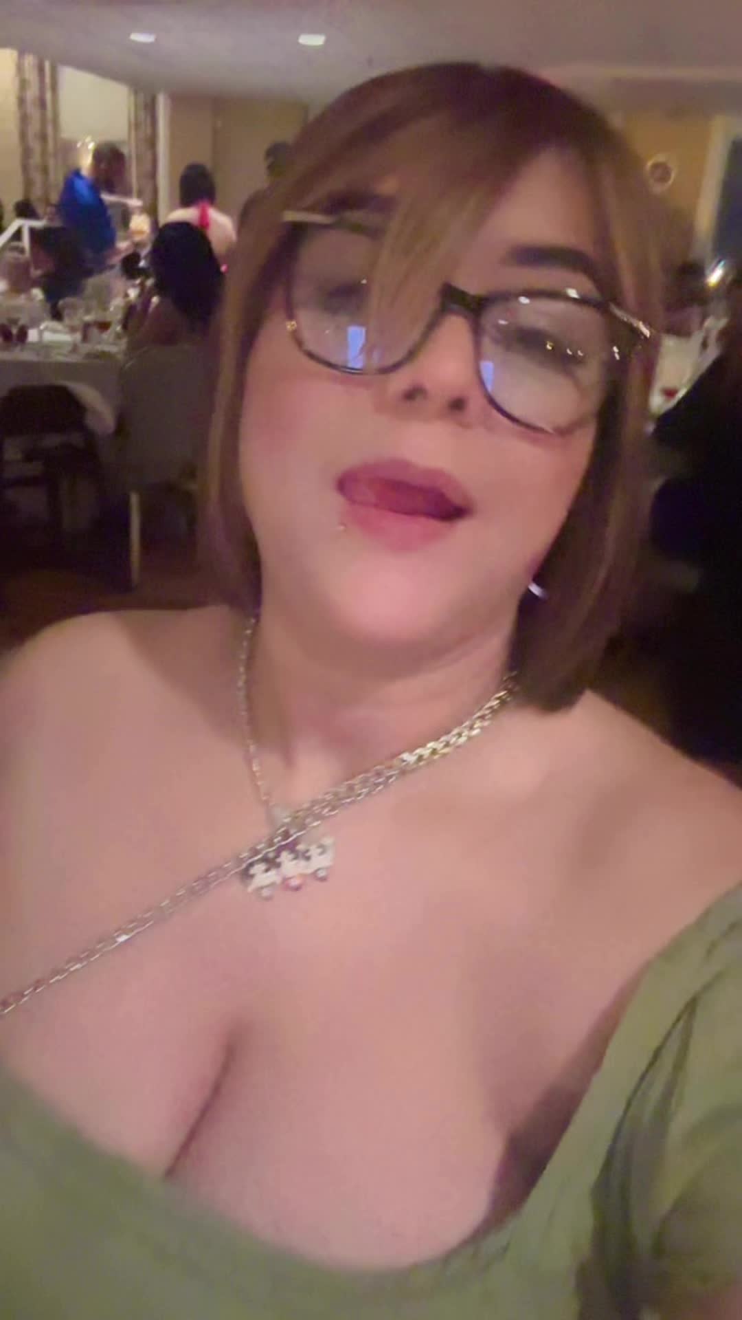 @Elisa Castillo