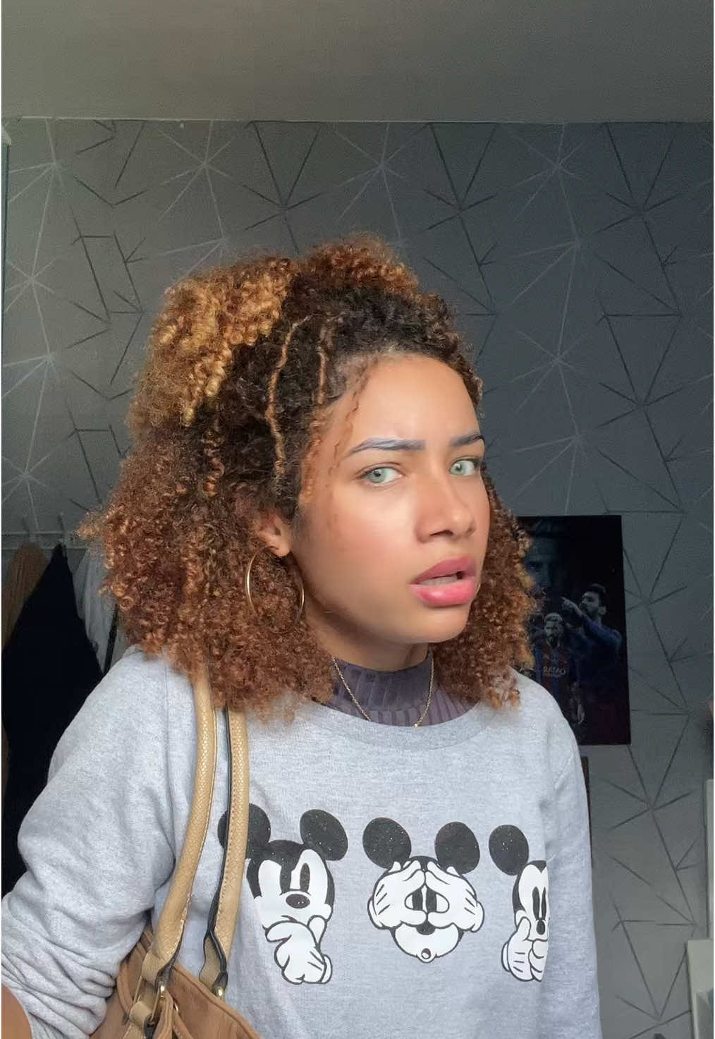 @Julia Brito