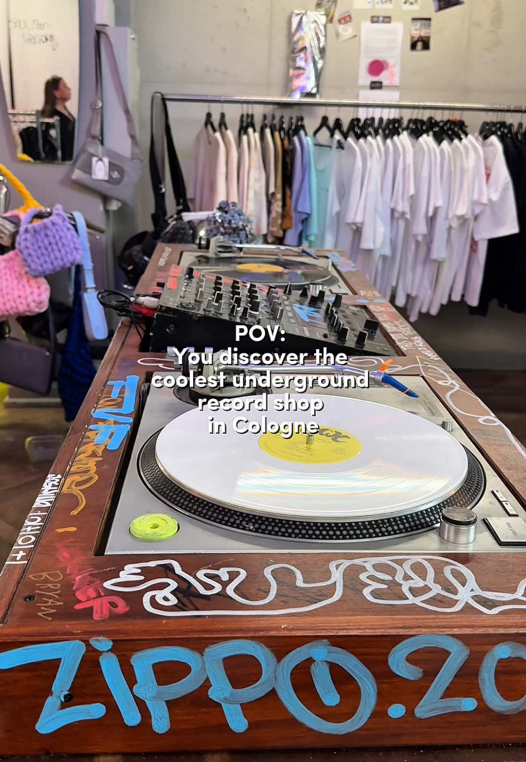 @pourtherecord | Coffee & Vinyl