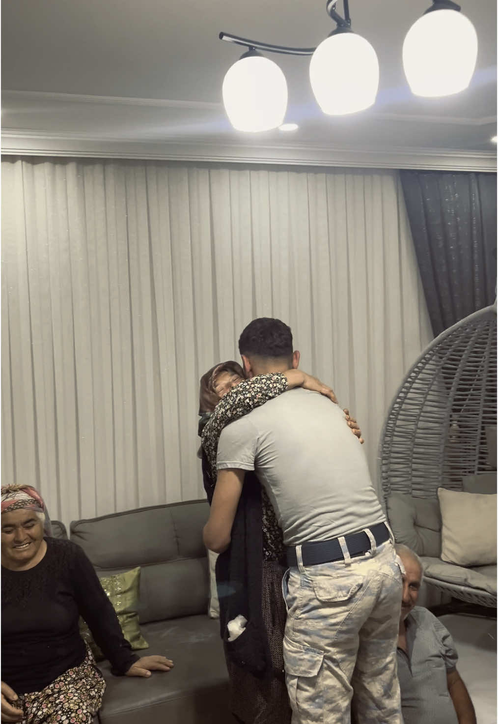 @𝐊𝐚𝐝𝐢𝐫 𝐎̈𝐙𝐓𝐔̈𝐑𝐊 🐊
