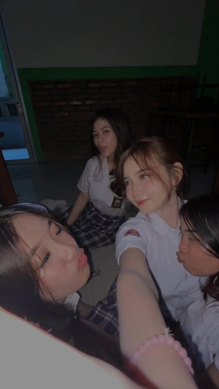 @tia