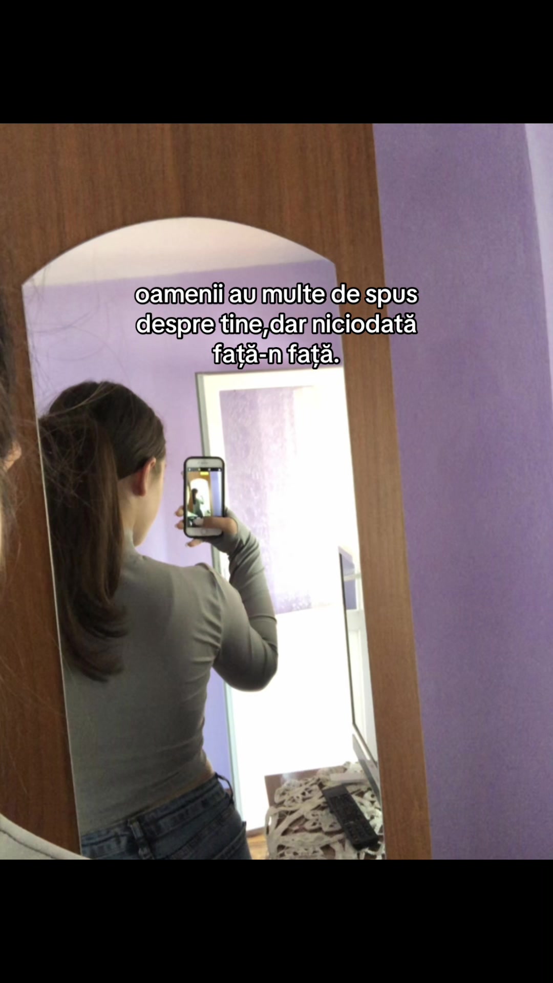 @𝐿𝒶𝓋𝒾🐍
