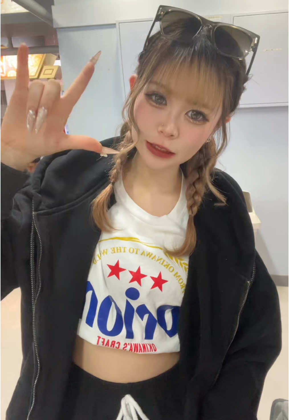@しゅら