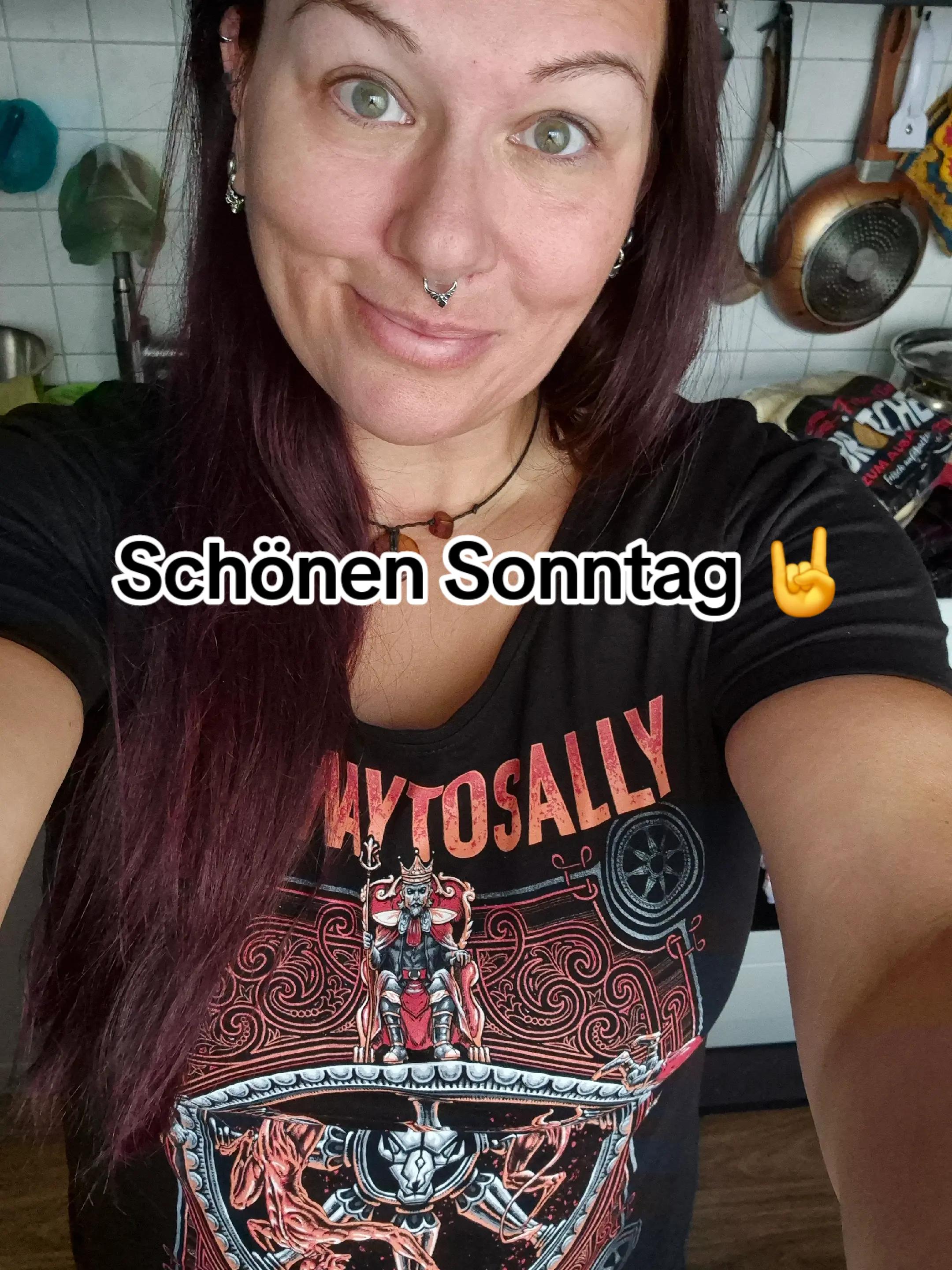 @✨️🤘Miss Elli🤘✨️