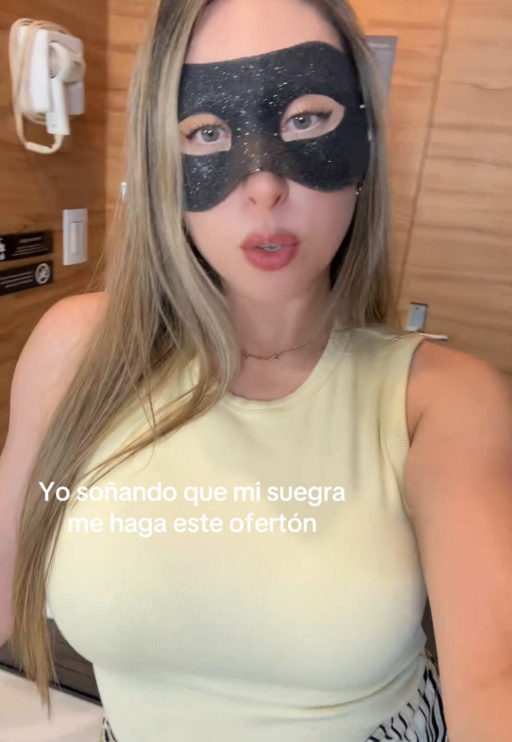 @Lola