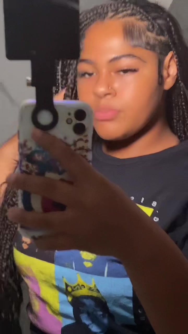 @deyluv_laylay