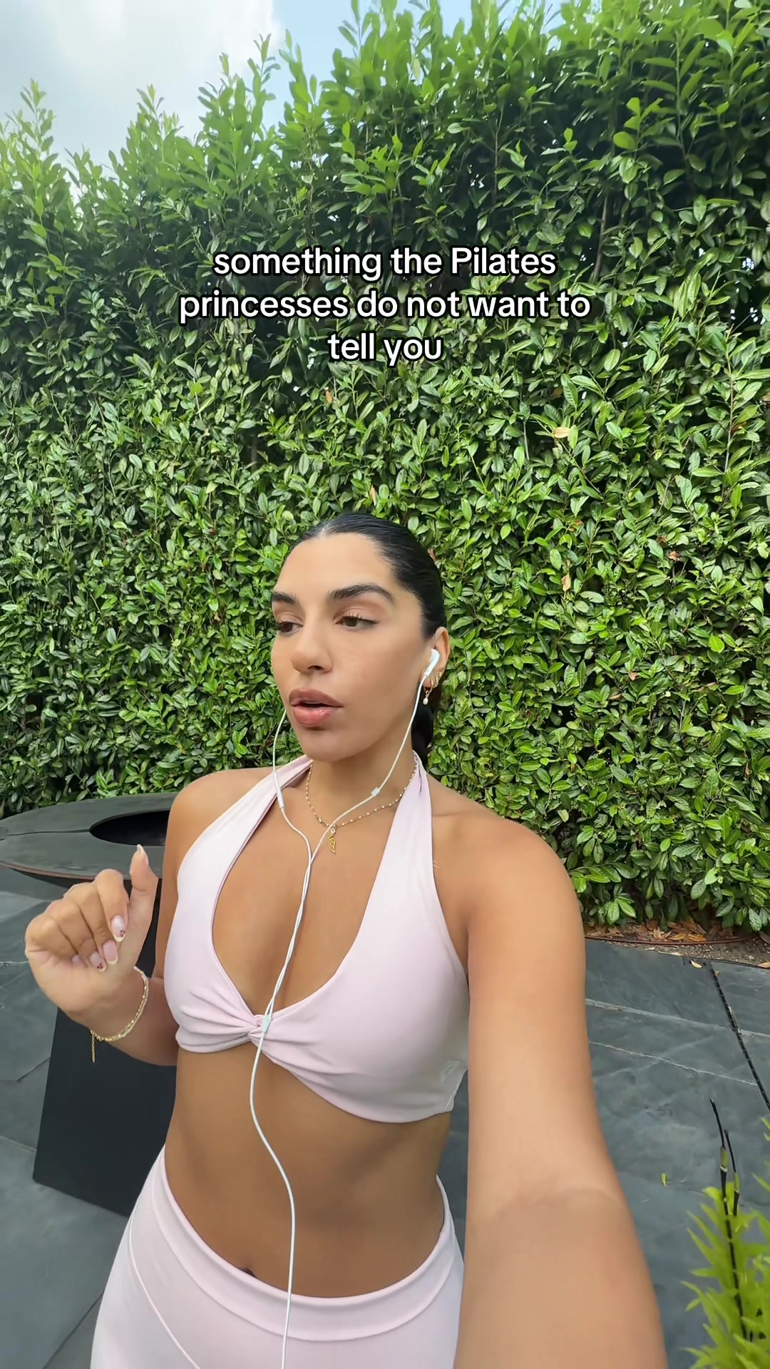 @Juju 🧘🏽&zwj;♀️🎧🤎✨
