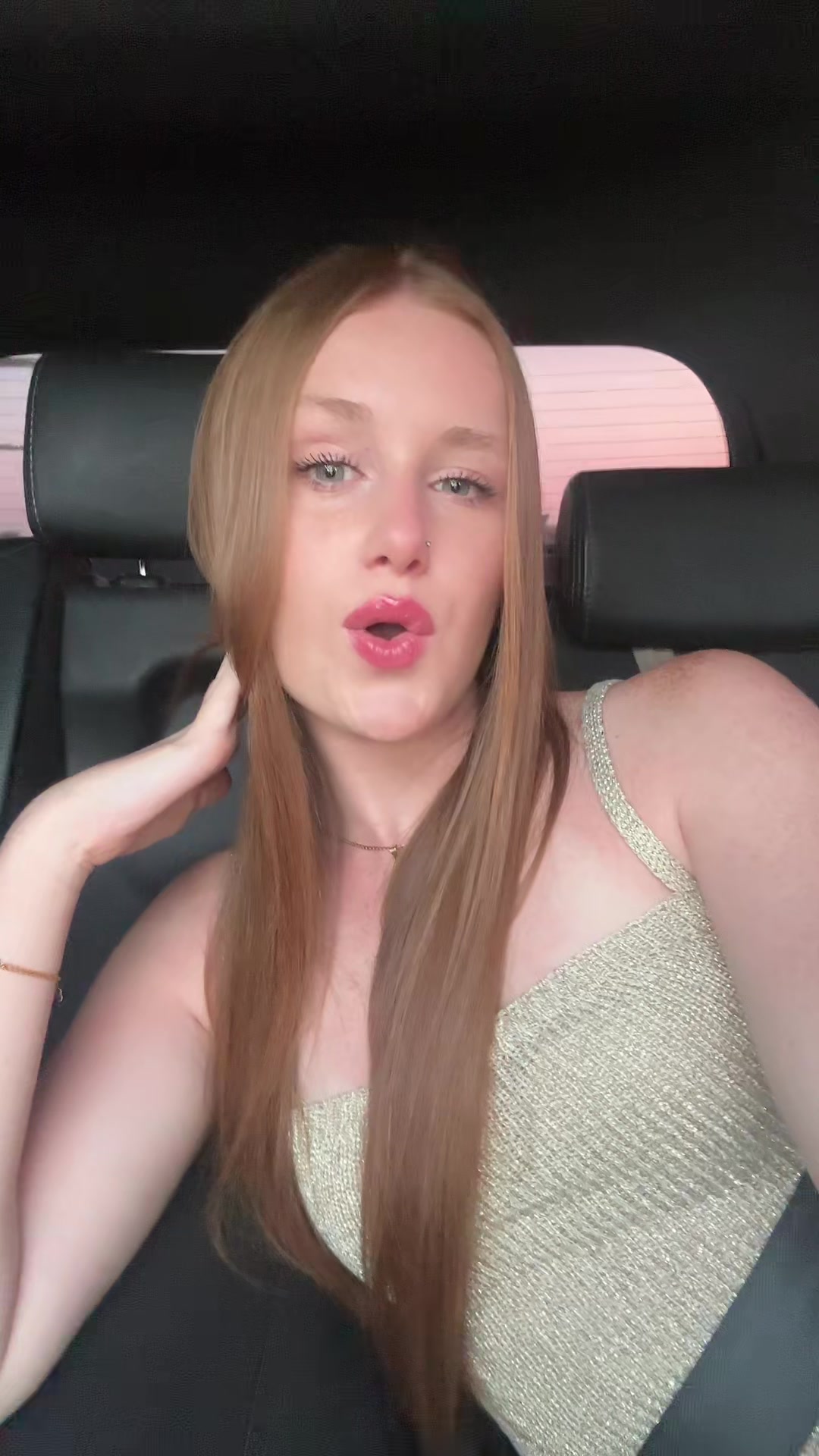 @𝐚𝐫𝐚𝐧𝐭𝐱𝐚 𝐛𝐢𝐳𝐚𝐫𝐫𝐨