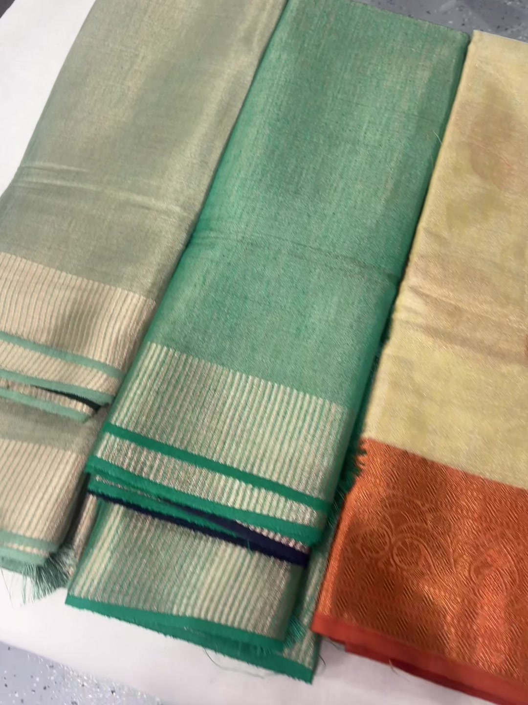 @Anuradha Fashions