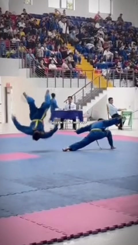 @Nờ am