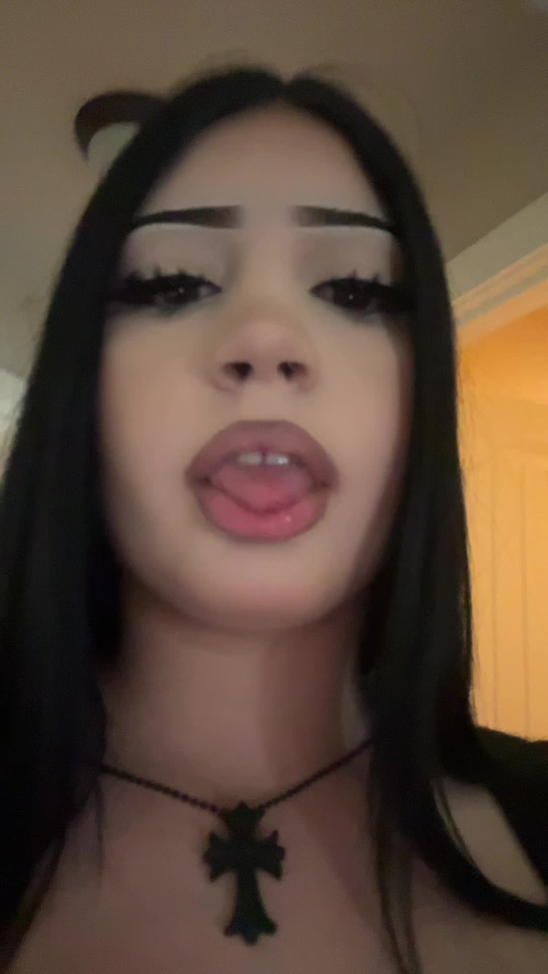 @allieeeeeeeeee