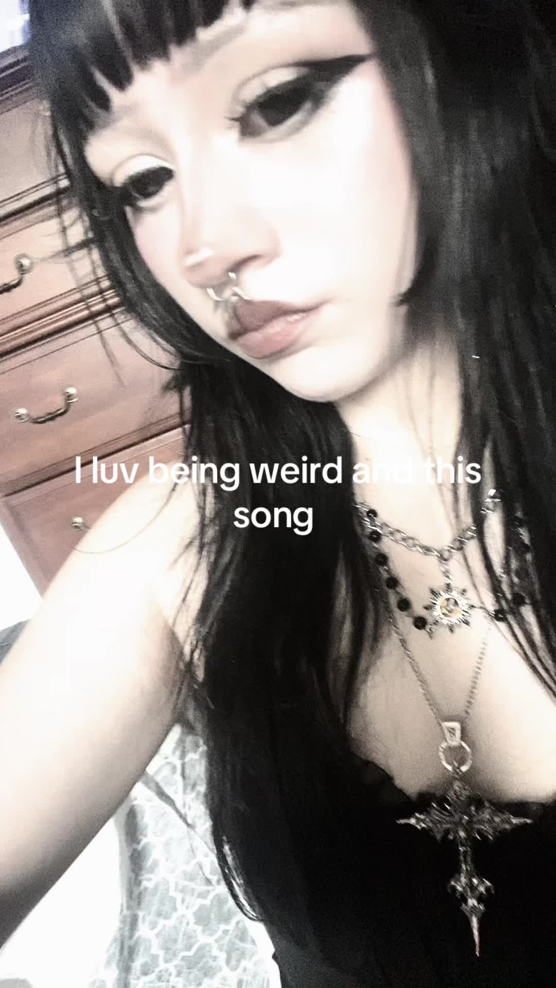@｡✩ 𝔞𝔪𝔟𝔯𝔦𝔞 ✩｡
