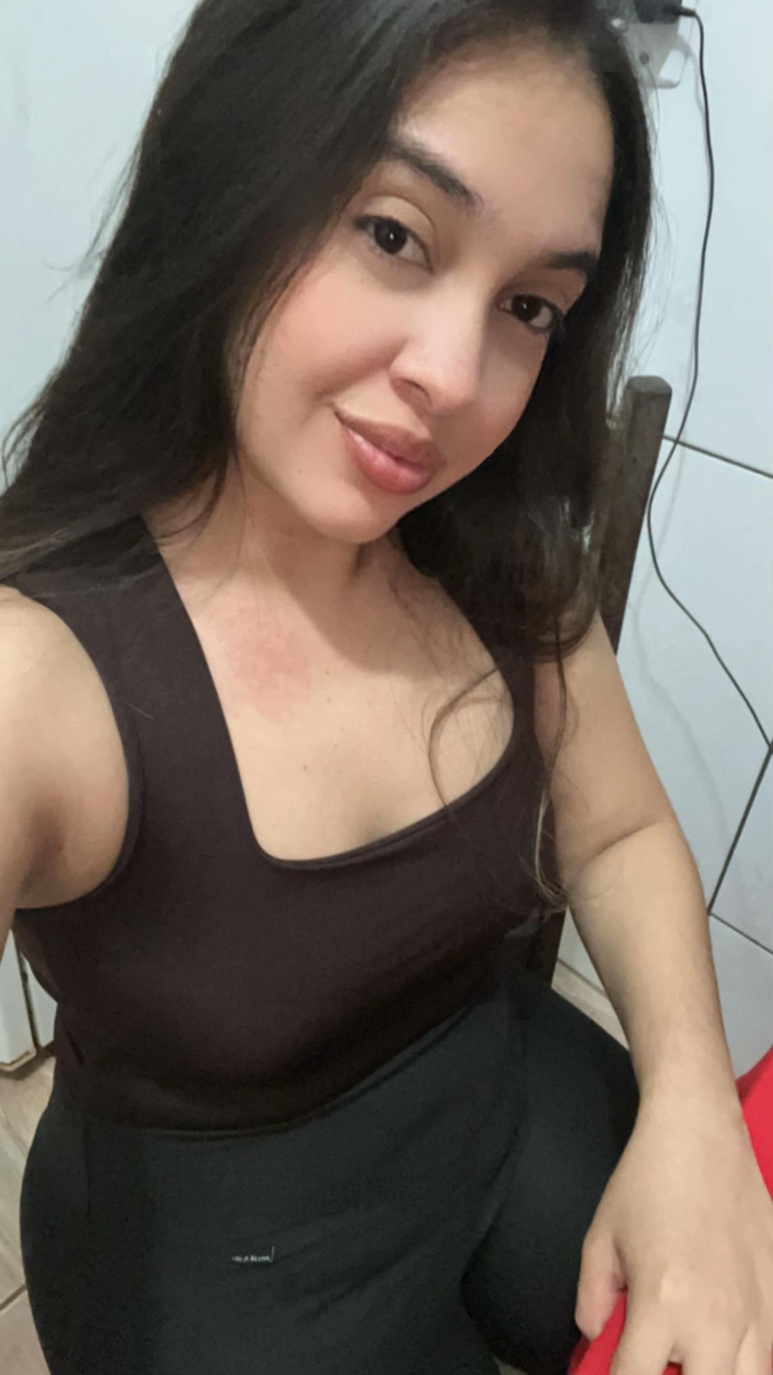 @Auriene Rosa 🥀