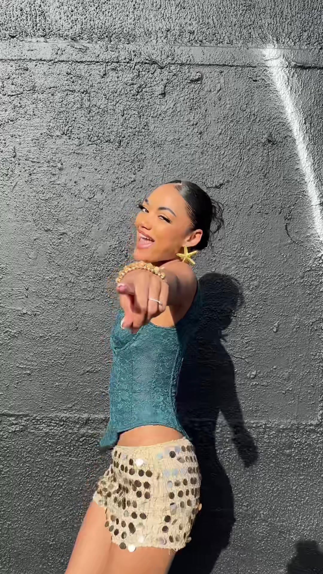 @Deja Vu