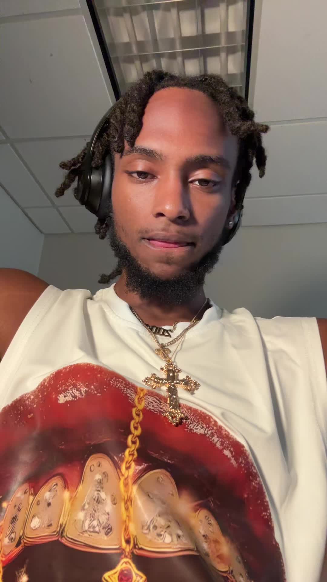 @Tj⭐️