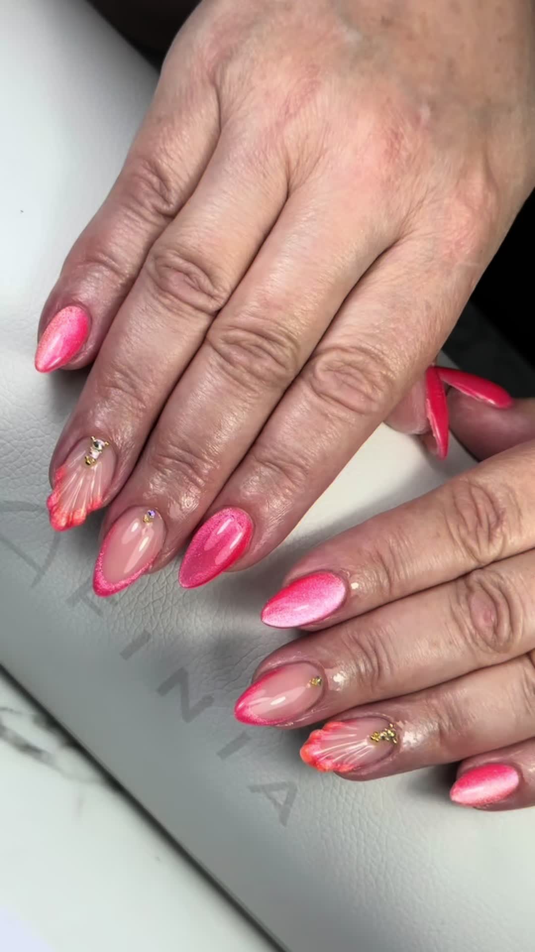 @Les ongles de Lyvie