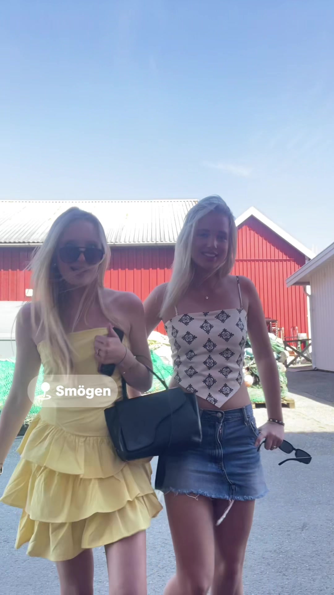 @Bella