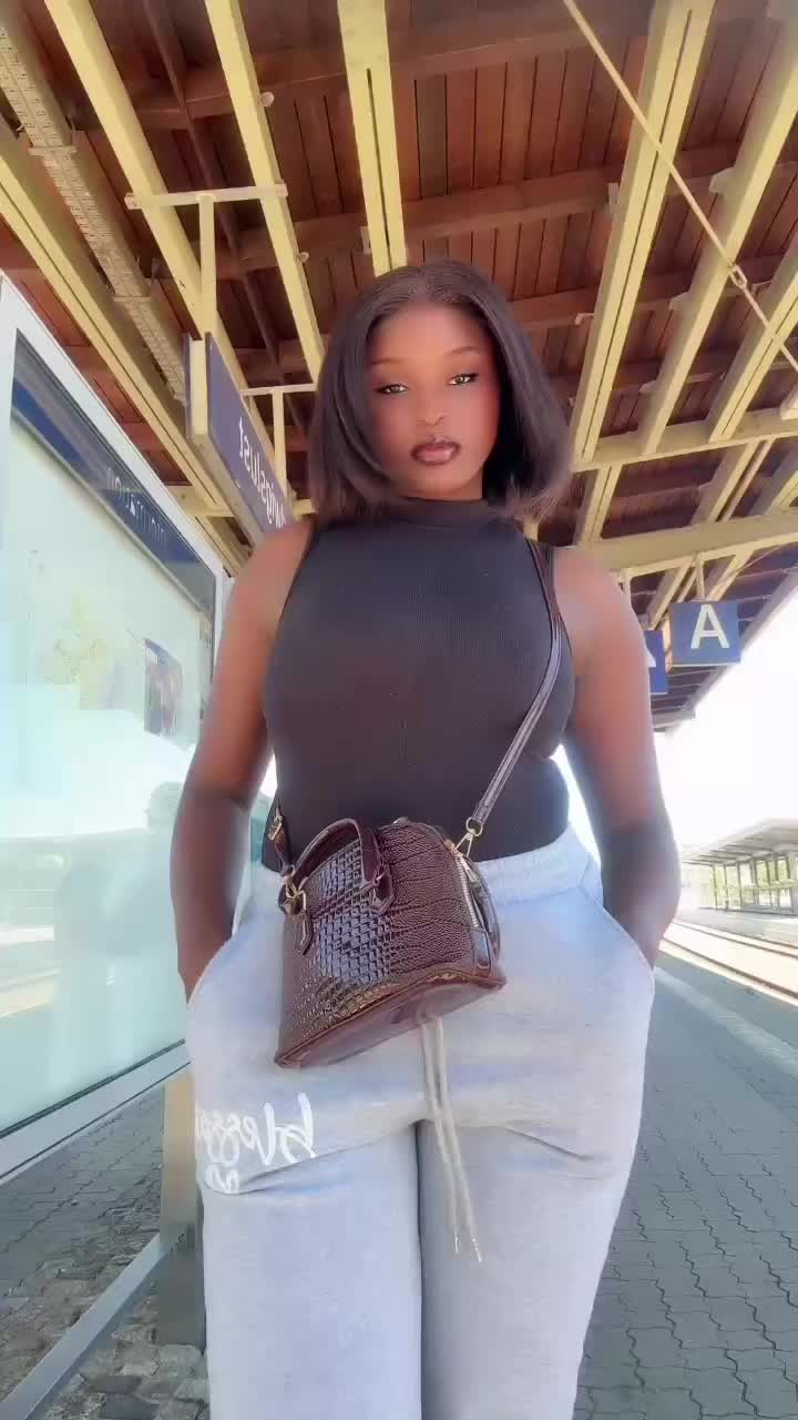 @⚜️ℙ𝕠𝕦𝕡𝕖́𝕖 𝕓𝕒𝕣𝕓𝕚𝕖🫦