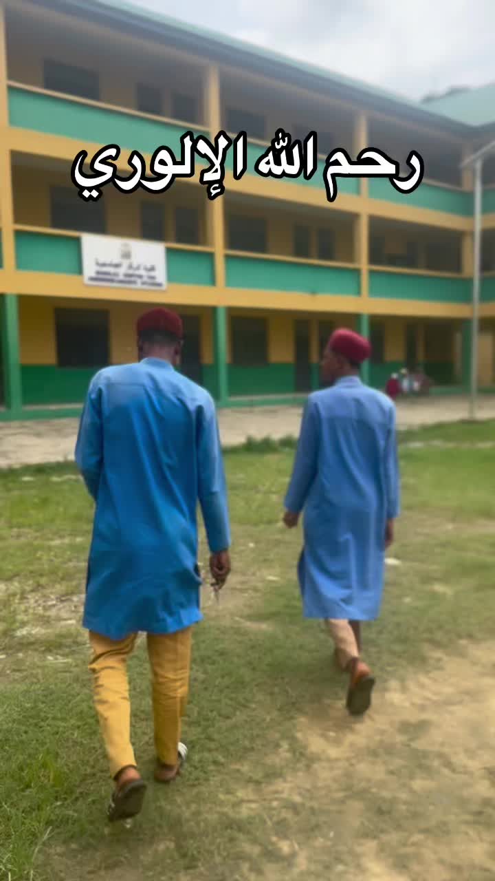@Unique twins