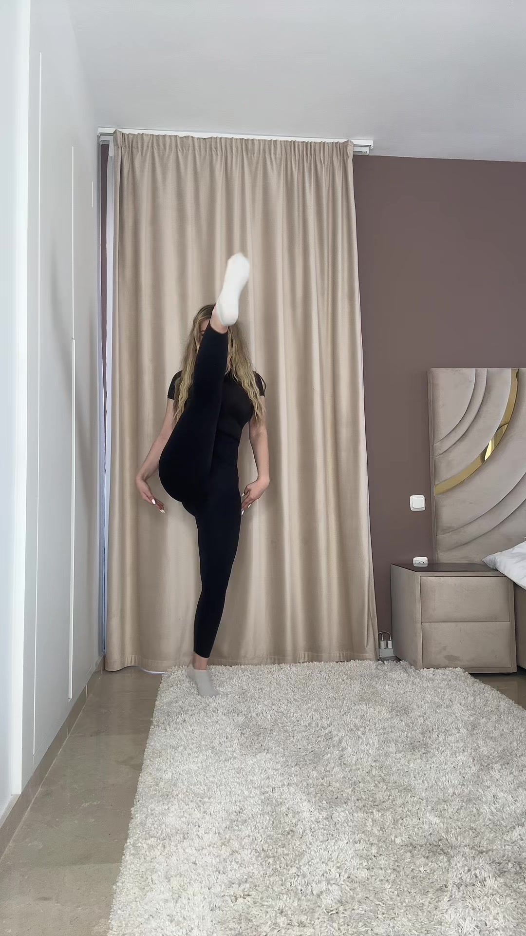 @alexisfeather