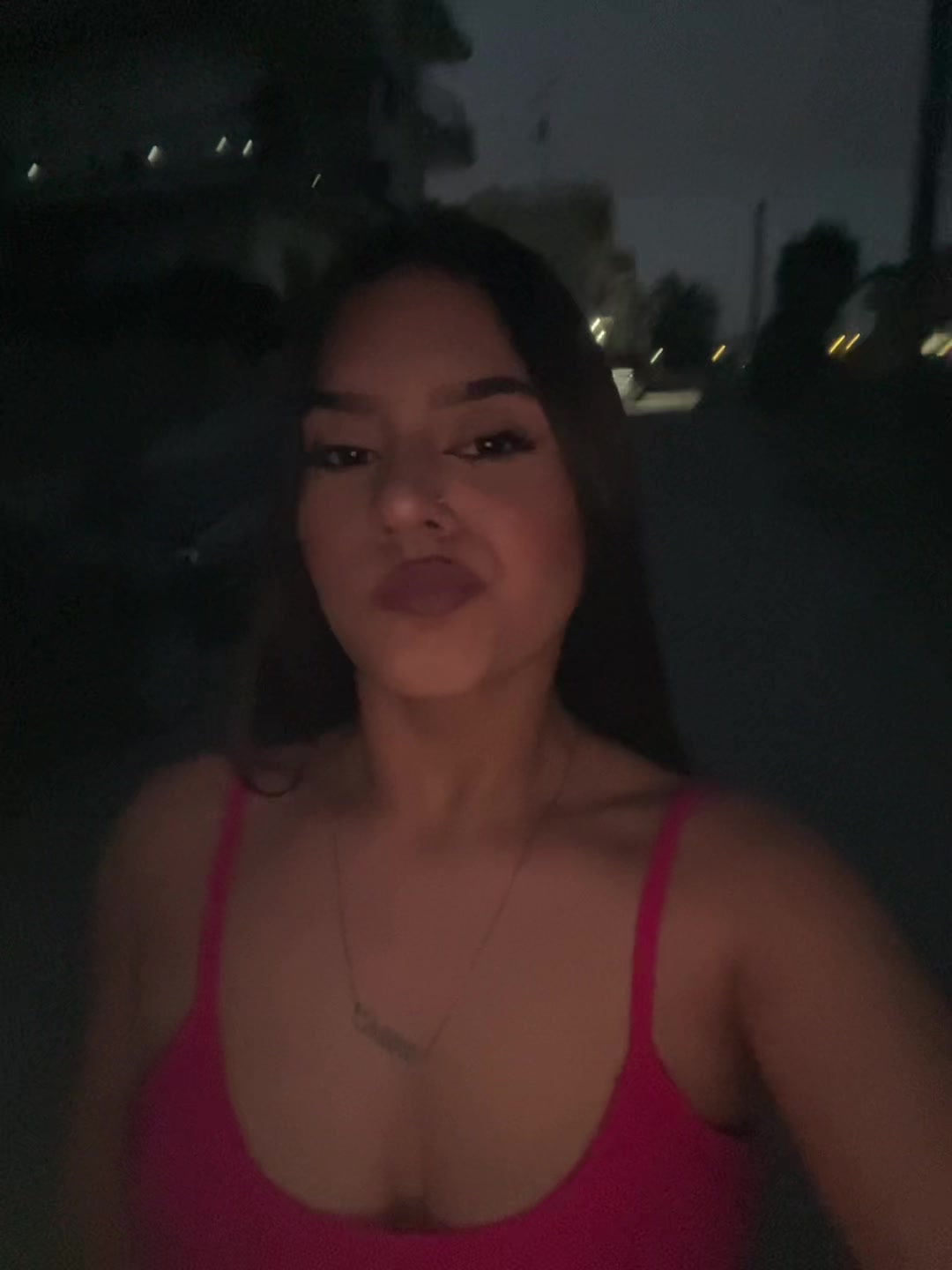 @REINA 👑