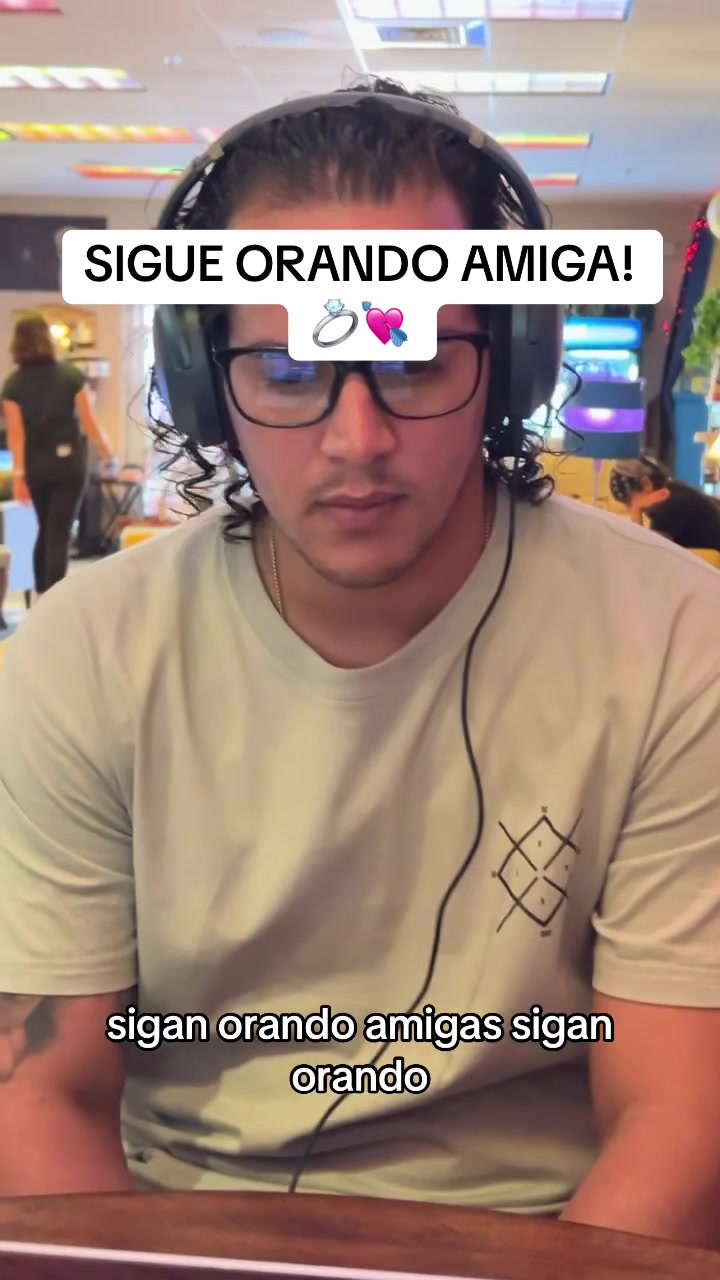 @waleskacurvelo