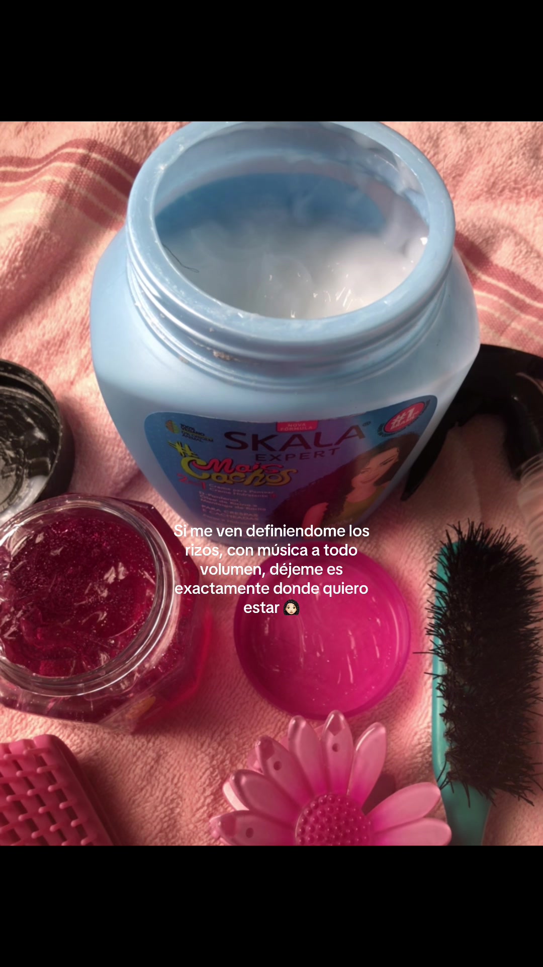 @★ 🎀 𝒸𝓊𝓇𝓁𝓎 𝑔𝒾𝓇𝓁 🎀 ★
